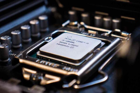 CPU
